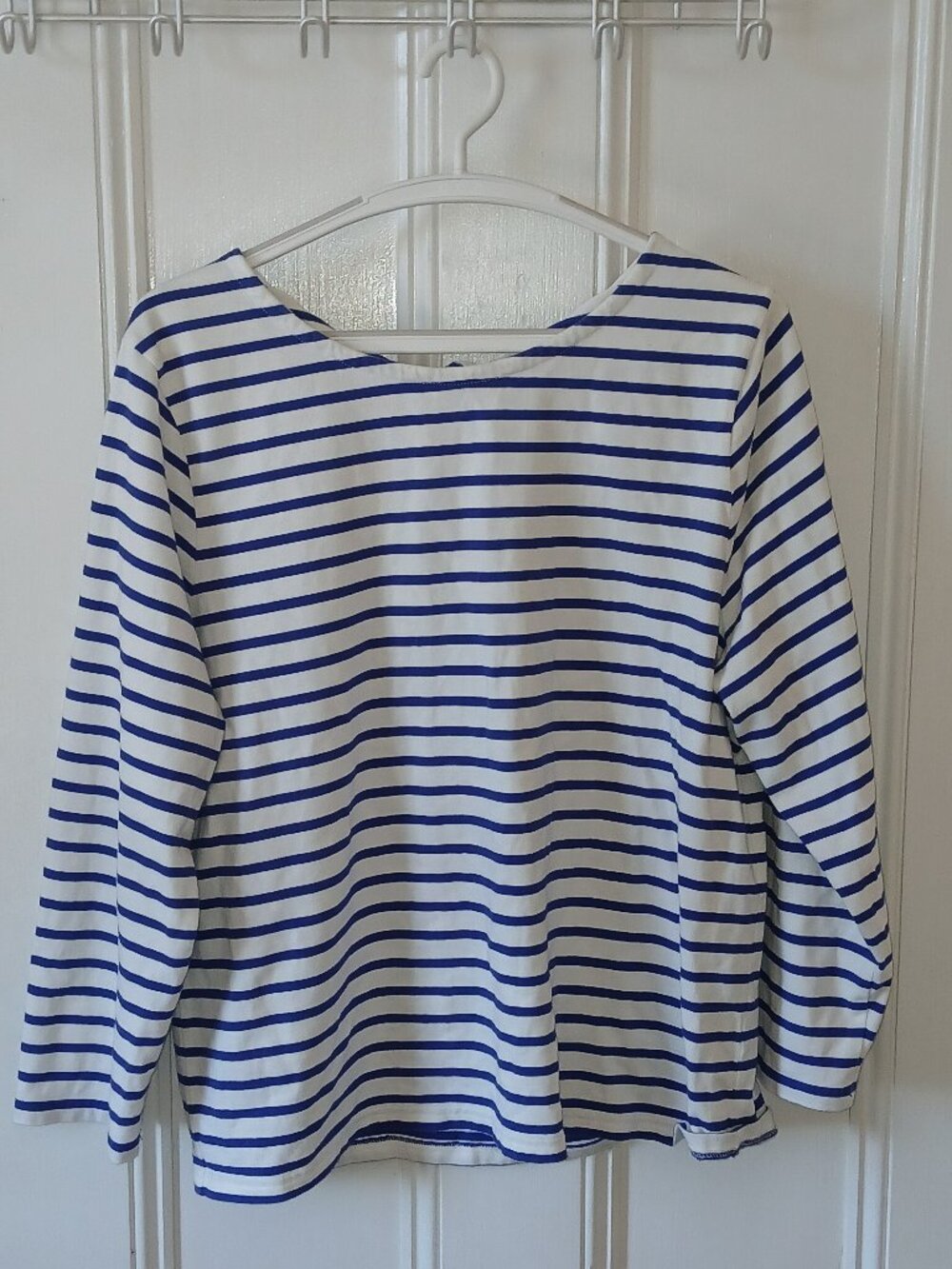 J Crew striped 3/4 length sleeve tee with pretty bow cut out Like New XL